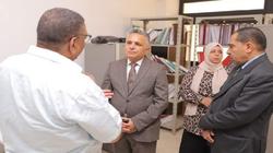 رئيس جامعة السويس يوجه بتسهيل إنهاء إجراءات الكشف الطبي للطلاب الجدد