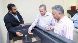 رئيس جامعة السويس يتفقد تجهيزات معامل كلية الهندسة
