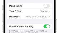 عادة يفعلها ملايين الأشخاص على هواتف iPhone تؤدي إلى استنزاف طاقة البطارية
