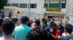 طلاب الثانوية بالقاهرة يتوافدون على اللجان الامتحانية لأداء الفرنساوى