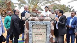 وضع حجر أساس "حاضنة المشروعات الصغيرة" في الوادى الجديد