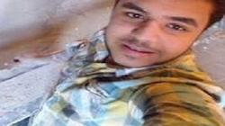«إسلام» يكافح ليثبت نفسه: أسطى نقاش الصبح.. ومصور فوتوغرافى بالليل
