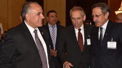 الري تكرم أحد الفائزين بمسابقة ابن النيل للتوعية بترشيد المياه