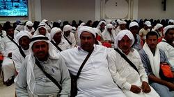 استقبال «رسمى وشعبى» لأهالى شهداء «الروضة» العائدين من «الحج»