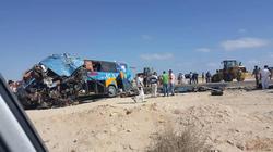 إصابة سائق بأزمة قلبية ووفاته أثناء قيادته حافلة سياحية