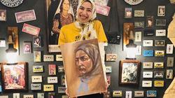 «نوران» فتاة تركت الهندسة لأجل الرسم: «أحلم بالوصول إلى العالمية»