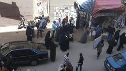 بالصور| أهالي الأسرة المقتولة في كفر خضر ينظمون وقفة احتجاجية أمام محكمة طنطا