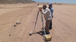 حماية وادي بدر والثمان بمدينة الطور من أخطار السيول
