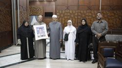 "الطيب" يستقبل عددا من ذوي الشهداء والمصابين قبل سفرهم للعمرة