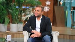 رامي صبري يخضع لعملية في عينيه: «بقالي سنتين خايف أعملها»