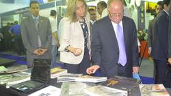 بالصور| النمنم يفتتح معرض الكتاب بساحة الأوبرا