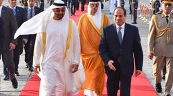 عاجل| السيسي يودع ولي عهد أبوظبي بمطار القاهرة