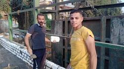 أهالي «صان الحجر» يبنون سور كوبري بالجهود الذاتية: «بنساعد الأطفال»