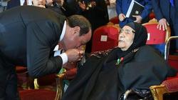 تفاصيل لقاء السيسي والحاجة غالية معمرة المنوفية: «أم لشهيدين ولا تريد شيئا لنفسها»