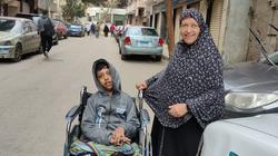 أوسكار أحسن جدة.. «أم حسن» تراعي حفيدها المريض: أنا أمه وأبوه وأخوه
