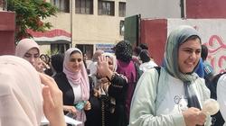 «سهل ومباشر».. فرحة على وجوه طلاب الإسماعيلية بسبب امتحان اللغة الفرنسية