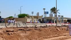 بالصور| كاميرات مراقبة تليفزيونية على أبواب استاد برج العرب