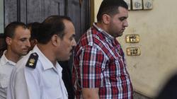 وصول المتهمين بقتل "عفروتو" داخل قسم المقطم للمحكمة