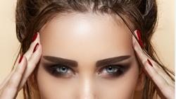 تجنبي هذه النظرة عند رسم "عيون القطة"
