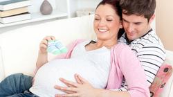 تحدثي مع جنينك لتقوية الرابط بينكما