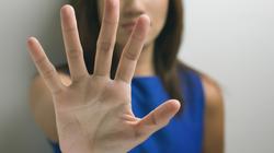 في يومه العالمي.. "خوف" و"تشوهات" و"اشمئزاز" تلك هي توابع ختان الإناث