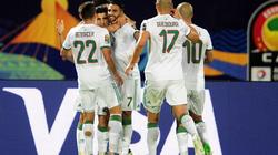عاجل.. الجزائر إلى ربع نهائي أمم أفريقيا بثلاثية في شباك غينيا