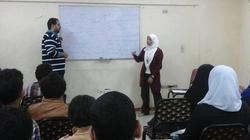 جامعيون فضّلوا لغة الصم على «الأجنبية».. «عالمية بلا كلمات»