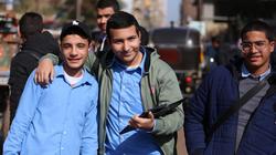 جدل امتحانات "ثانوي" تحول إلى "هاشتاج": أنا أدعم ابني