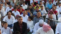رئيس مدينة أبورديس يشارك المواطنين في صلاة عيد الفطر