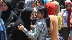 طلاب الثانوية بأسيوط يشكون من صعوبة النظري في "الفيزياء"