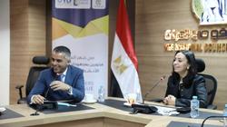 رئيس «القومي للمرأة» تناقش مشروعات رائدات الأنشطة الطلابية وتشيد بجهودهن