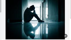 ماذا يفعل الحزن بالإنسان؟.. نهى عنه الإسلام وحذر من مخاطره الأطباء