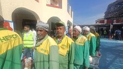 «التنمية المحلية» توقف عمل عمال النظافة في أوقات الذروة لحمايتهم من الطقس الحار