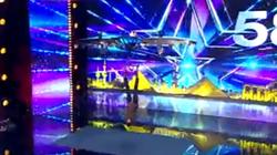 بالفيديو| متسابق ينجو من الموت على مسرح Arabs Got Talent