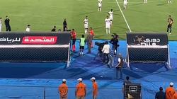 اعتراض دكة الزمالك على حكم المباراة والمطالبة باحتساب ركلة جزاء