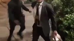 مقطع فيديو يوثق مشادة بيب جوارديولا مع مشجع.. «كاد أن يبرحه ضربا»