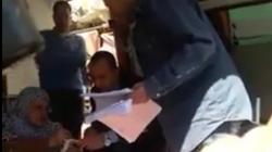بالفيديو| مُسنة مريضة تدلي بصوتها داخل سيارة إسعاف في الإسكندرية