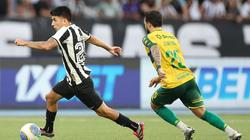 الدوري البرازيلي.. تعثر بوتافوجو وتهشيم أتوبيس كورينثيانز أمام فيتوريا