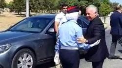 شرطية أردنية تنقذ شابا وتمنعه من إنهاء حياته «فيديو»