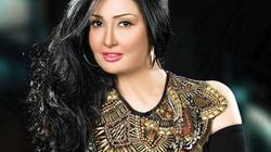 غادة عبدالرازق تظهر على كرسي متحرك.. ما السبب؟