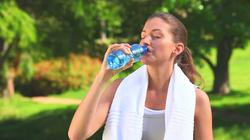 8 نصائح لجعل مذاق مياه الشرب أفضل