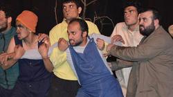 "الأرض الحمراء" مجانا في كفر سعد بدمياط