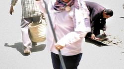 سوهاجية بـ 100 راجل