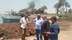 إزالة جسور وكباري عشوائية مقامة على ضفاف النيل في الصف