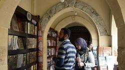 «أزبكية المعادى» و«نادى الربع».. معارض موازية تنافس «الدولى للكتاب»: «مش قادر عالتجمع.. هتلاقى طلبك فى المعز»