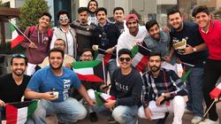 طلاب جامعة المستقبل الكويتيون يحتفلون بعيد بلادهم الوطني