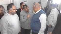 محافظ الوادي الجديد يتفقد أعمال قافلة العيون المجانية بالداخلة