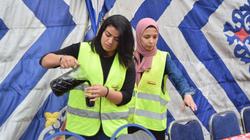 قبطية تتطوع فى مائدة رحمن: مسلم ومسيحى لقمة واحدة
