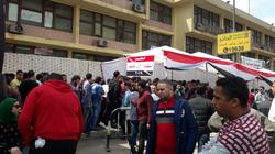إقبال كثيف من الشباب على الاستفتاء بلجان مدينة نصر