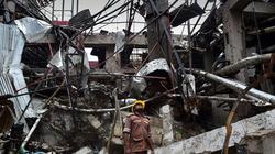 مصرع 15 شخصا على الأقل وإصابة 58 آخرين في تصادم قطارين شرق بنجلاديش